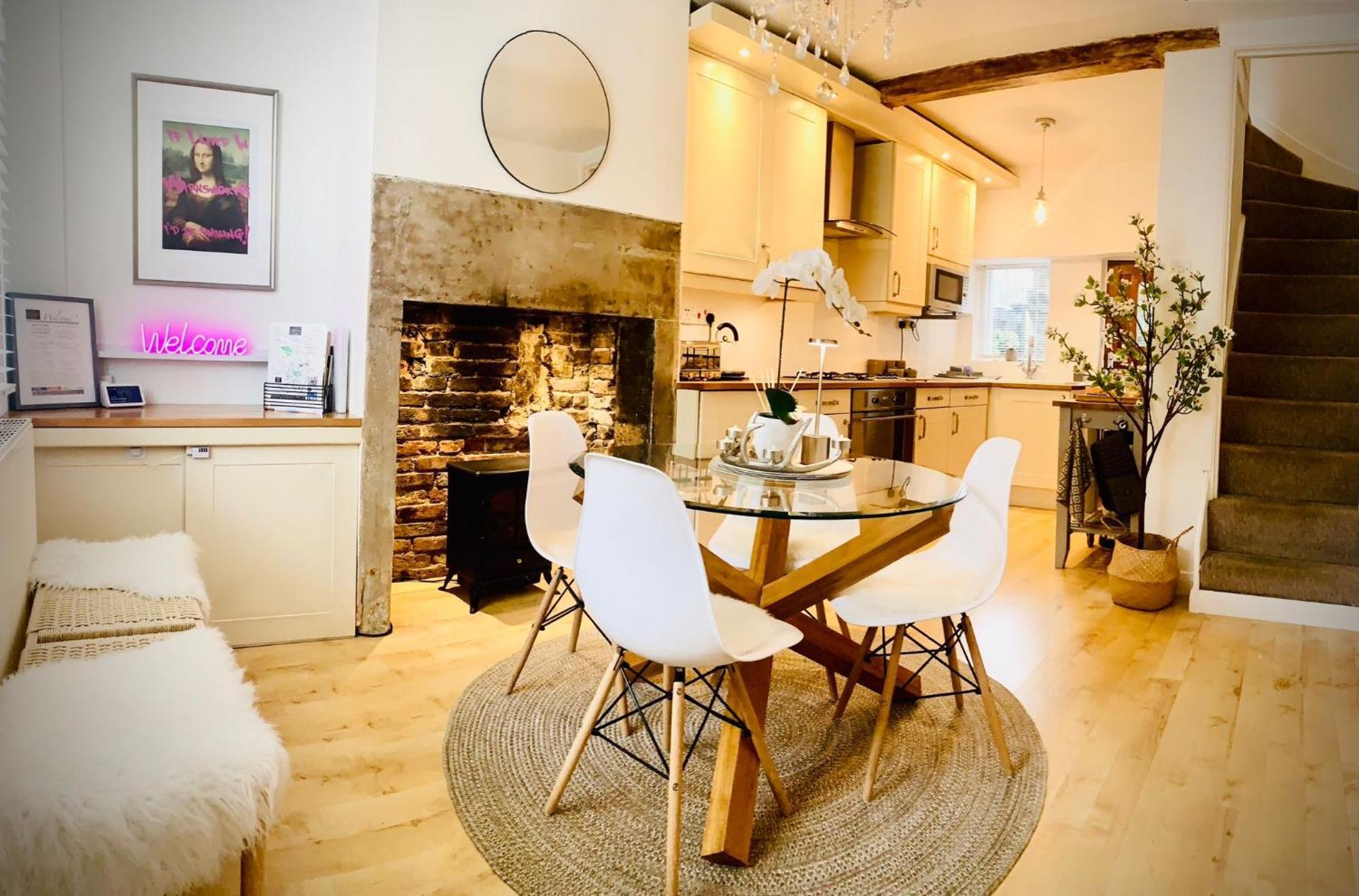 The Tenth House, Grade II Listed Georgian Town House, Wirksworth, Derbyshire, Peak District Cottage, Sleeps 4 Εξωτερικό φωτογραφία